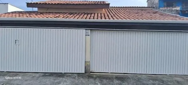 Imagem Casa à venda 3 Quartos, 1 Suite, 3 Vagas, 300M², Santana, Pindamonhangaba - SP