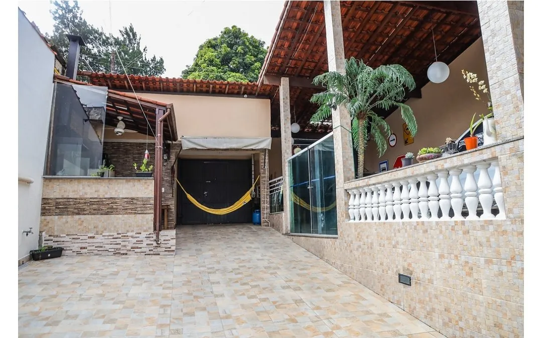 Foto do imóvel Casa ampla com valor abaixo do mercado! Zona leste.