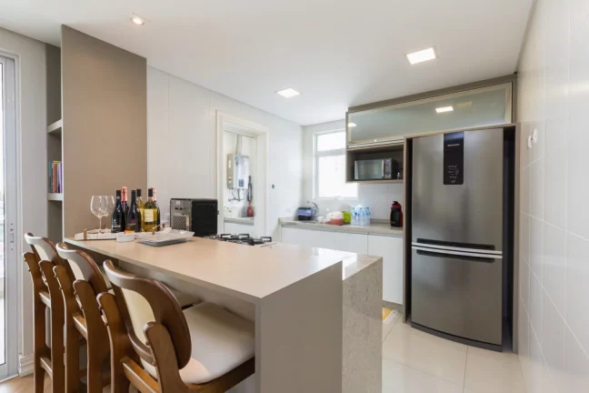 Imagem Apartamento a venda no Alto da XV, Curitiba - 2 Suítes, 77m², Varanda Gourmet e 2 Vagas