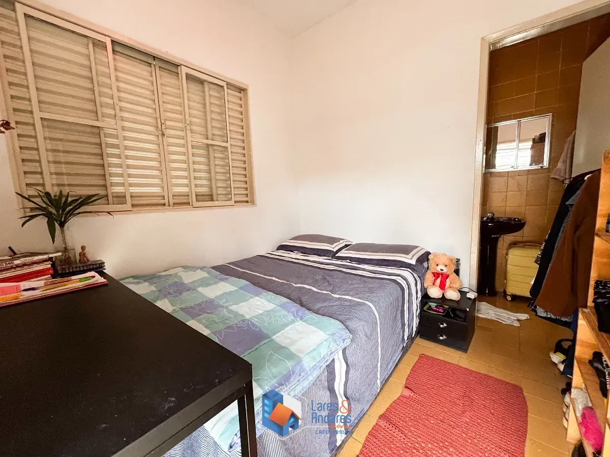 Imagem Casa para venda em Vila Anglo Brasileira com 4 quartos, sendo 1 suíte, 222m²