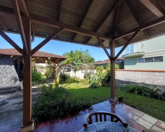 Imagem CASA NO BAIRRO GLÓRIA COM TERRENO MEDINDO 625 M² SENDO 12,5M FRENTE X 50M PROFUNDIDADE