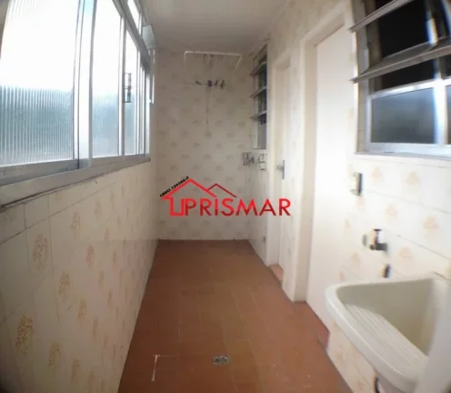 Imagem 3 dormitorios 1 suite dep empregada 1 vaga campo grande