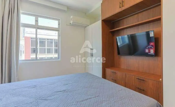 Imagem Apartamento de 1 dormitório no Centro de Florianópolis - Excelente oportunidade para morar ou investir.