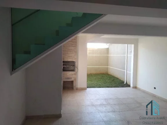Imagem Sobrado 03 quartos c/suíte, ático, no Tarumã em Curitiba PR