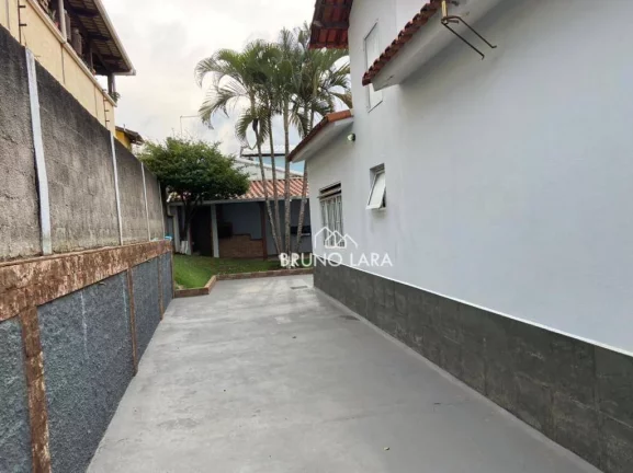Imagem Casa à venda em Sarzedo, Bairro Cachoeira