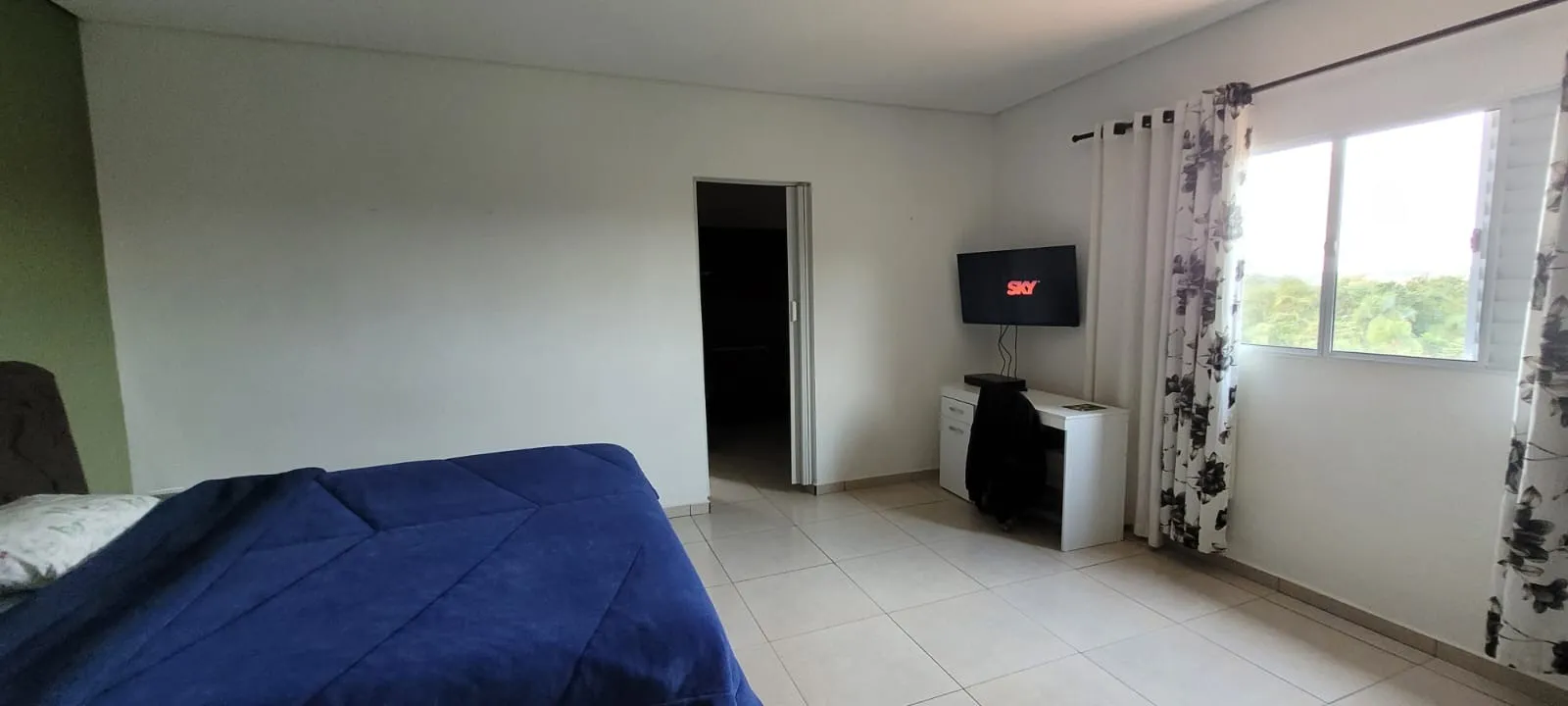 Imagem Chácara com 2 casa e 1 edícula - Condomínio Residencial Aquarius- Araçoiaba da Serra