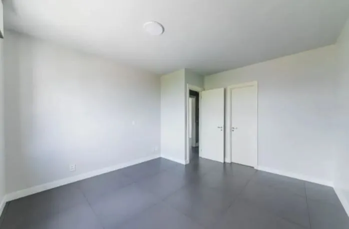 Imagem Apartamento com 3 dormitórios na Zona Sul de Porto Alegre RS.