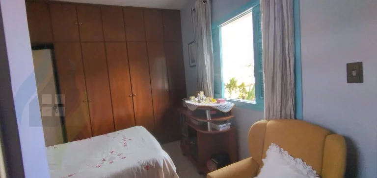 Imagem Casa de 2 dormitórios sendo 1 suíte, 3 banheiros, 2 vagas, com 131m² em Taboão, São Bernardo do Campo