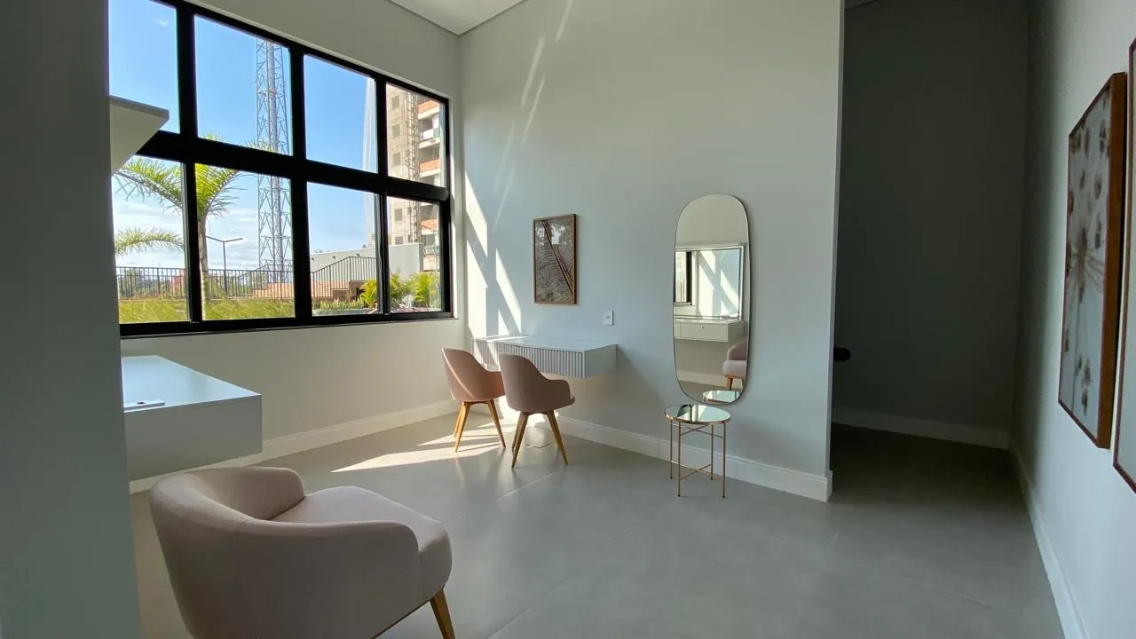 Imagem Luxuoso Apartamento de 3 Suítes no Condomínio JK Boa Vista