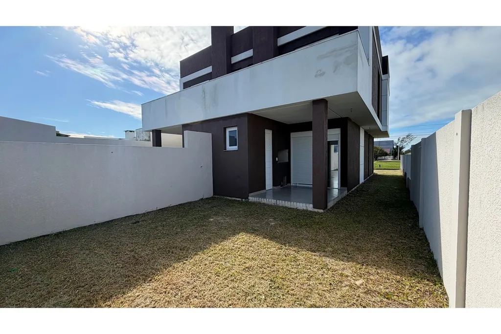 Imagem Casa à venda em Xangri-Lá, Centro, com 3 quartos, 123,78m2