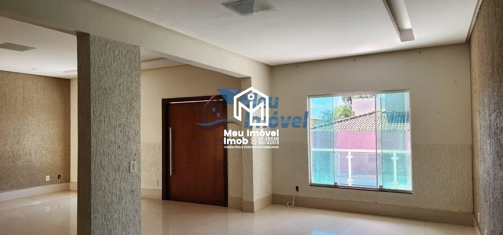 Imagem Casa 4 Quartos 1 Suíte 4 Vagas 300m² Depósito Piscina
