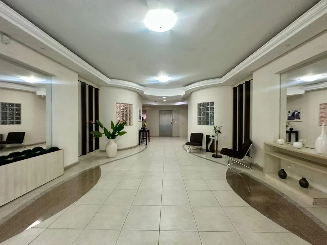 Imagem Apartamento à venda com 415m2 por R$ 5.050.000,00