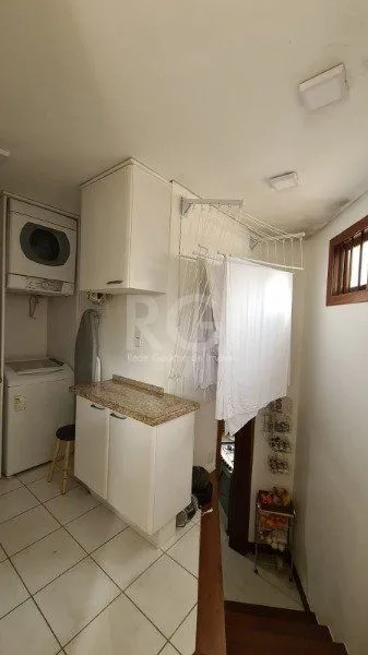 Imagem Casa Condominio para Venda - 420m², 4 dormitórios, sendo 4 suites, 2 vagas - Três Figueiras