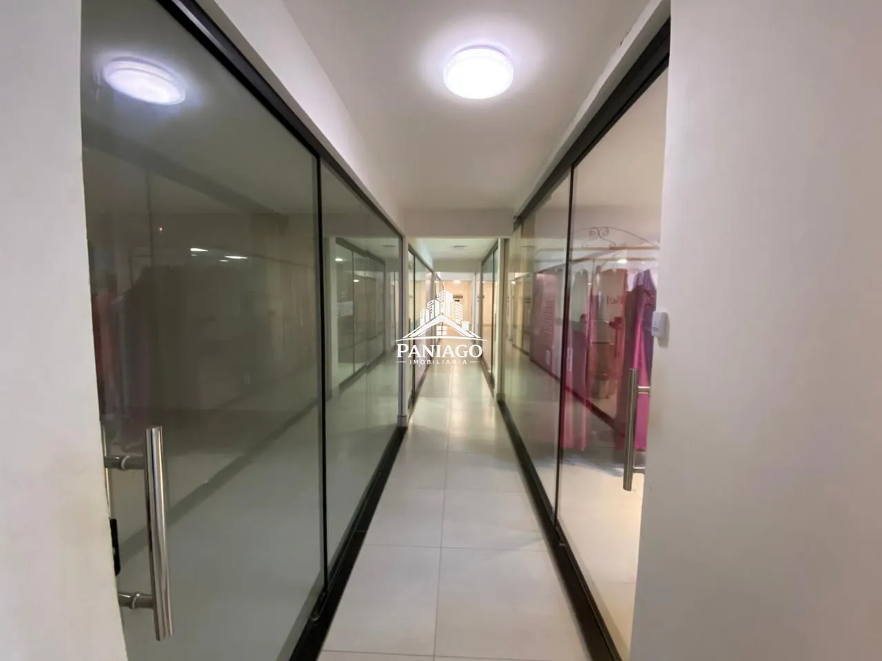 Imagem Sala comercial para locação próximo Av. Miguel Sutil, Cuiabá-MT