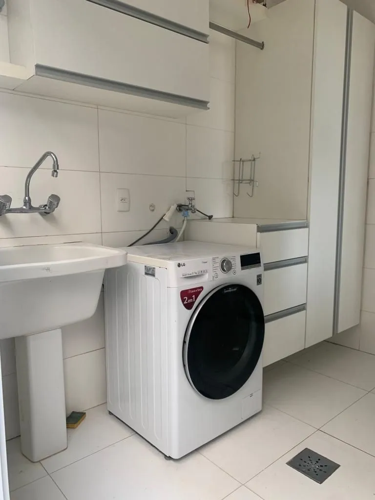 Imagem Sobrado à venda no condomínio Mont Blanc com 360m²