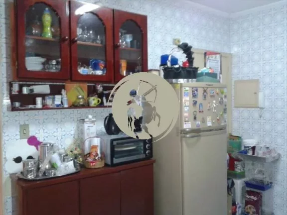 Imagem PREDIO DE 3 ANDARES 1 ANDAR , REFORMADO COM GARAGEM DEMARCADA