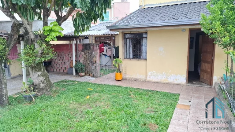 Imagem Casa 02 quartos, edícula, no Capão da Imbuia em Curitiba PR