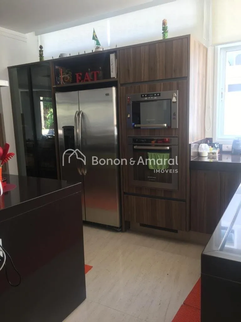 Imagem Casa de condomínio com 520 m² e 4 suítes