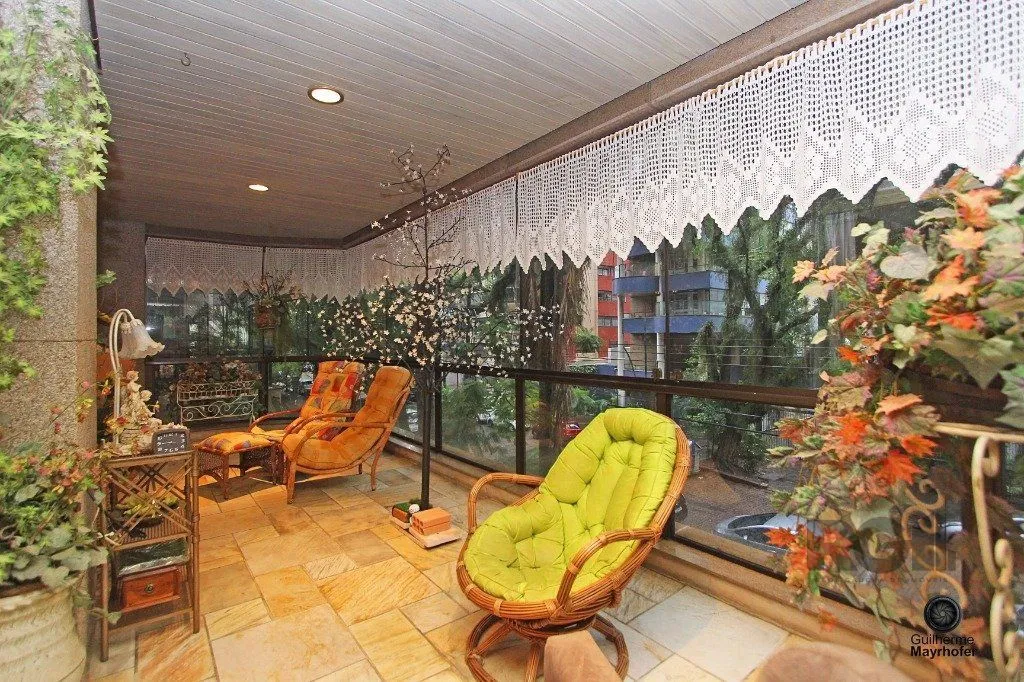 Imagem Excelente apartamento de 315m² com 3 dormitórios e 2 vagas.