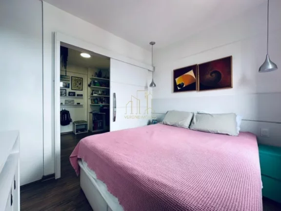 Imagem Apartamento com três quartos varanda a venda em Villa Laura