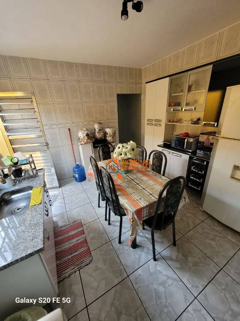Imagem Sobrado à venda, 212 m² por R$ 741.999,00 - Vila Nova Bonsucesso - Guarulhos/SP