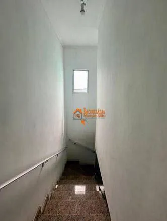Imagem Sobrado com 5 dormitórios à venda, 150 m² por R$ 700.000 - Vila Zamataro - Guarulhos/SP