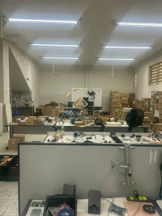 Imagem SALÃO COMERCIAL TÉRREO PARA LOCAÇÃO - 330m² | BOSQUE DOS EUCALIPTOS - SJC