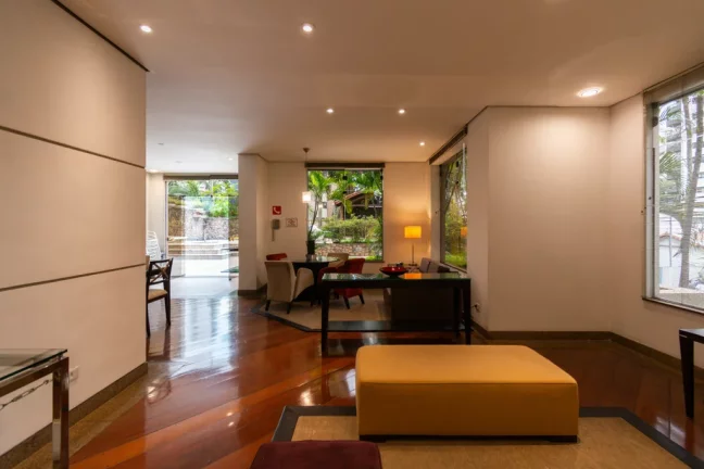Imagem Apartamento à venda em São Paulo, Moema, com 3 quartos, 195m2
