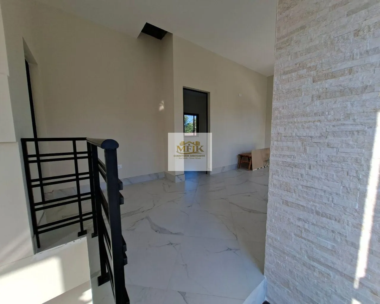 Imagem Casa com 214 m² e 3 quartos à venda em Atami