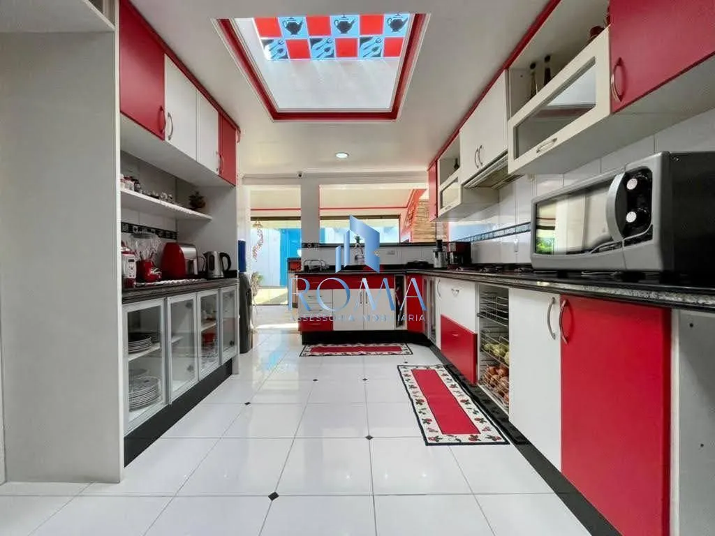Imagem Casa 6 dormitórios à venda Nossa Senhora de Lourdes Santa Maria/RS