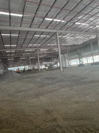 Imagem Galpão para locação em Atibaia-SP, bairro Pinheirinho: 2 banheiros, 15 vagas de garagem, 5.345,56 m² de área.