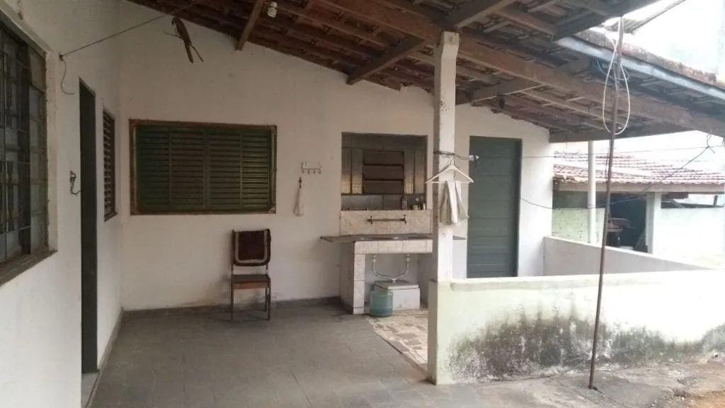 Imagem Casa à venda 2 Quartos, 2 Vagas, 300M², Cidade Nova, Pindamonhangaba - SP