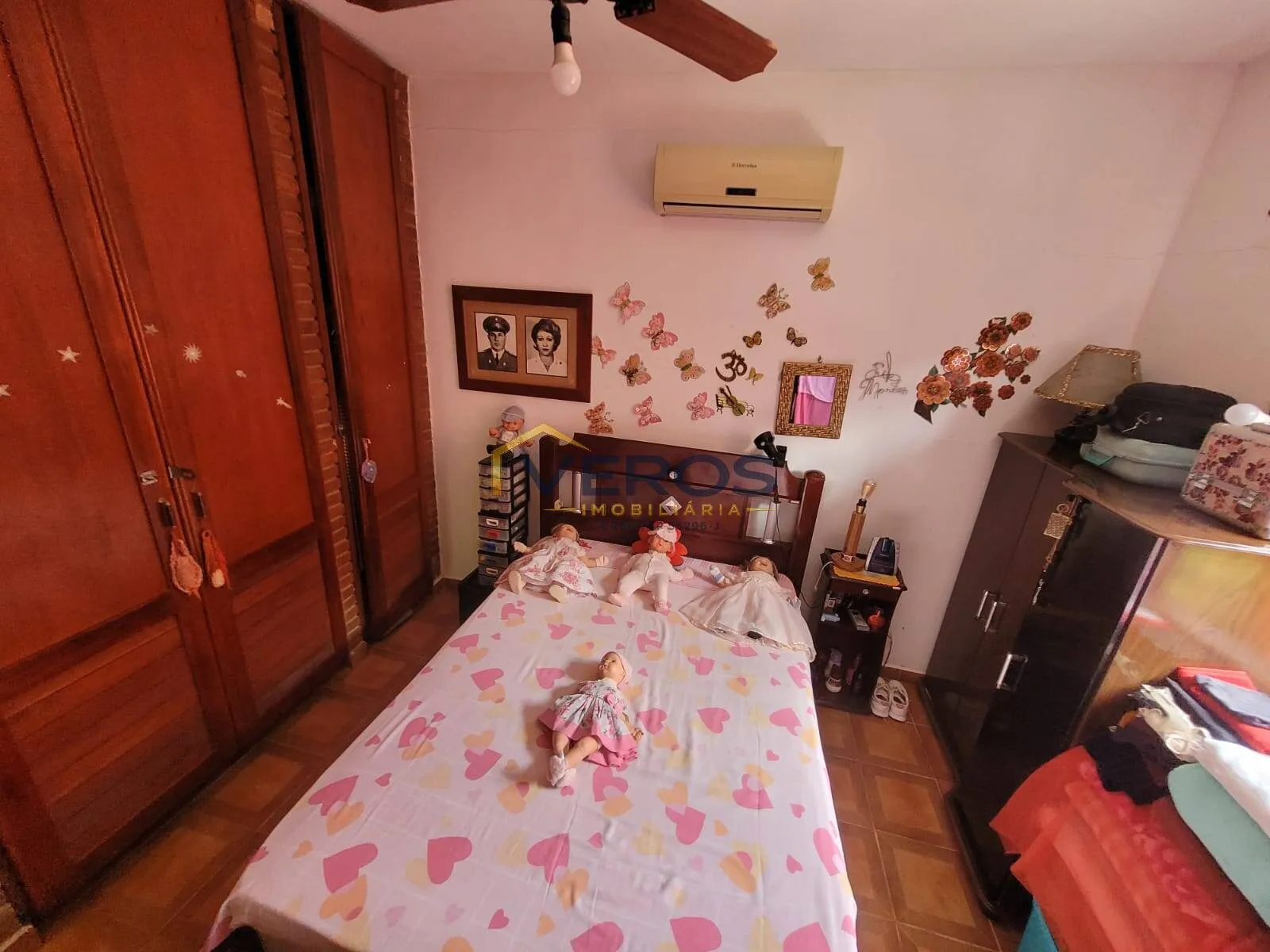 Imagem Casa térrea a venda com 4 quartos no Bairro Indaiá Caraguatatuba
