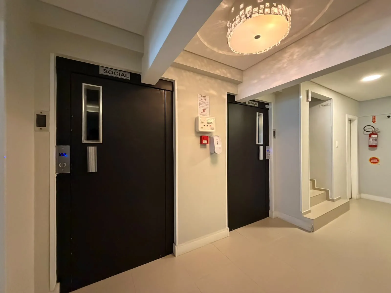 Imagem Apartamento com vista para o mar à venda com 85m2 por R$ 850.000,00