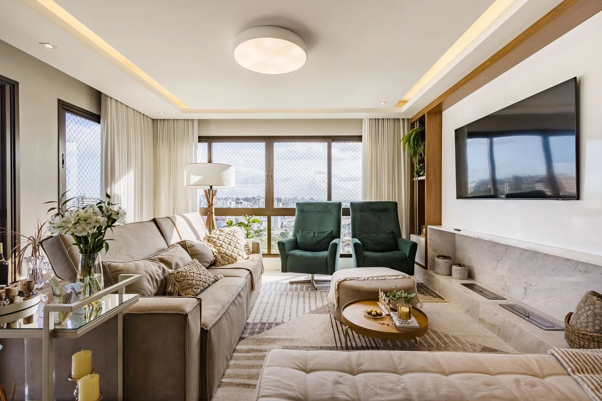 Imagem Apartamento de 3 quartos, 3 suítes e 2 vagas de garagem Higienópolis em POA