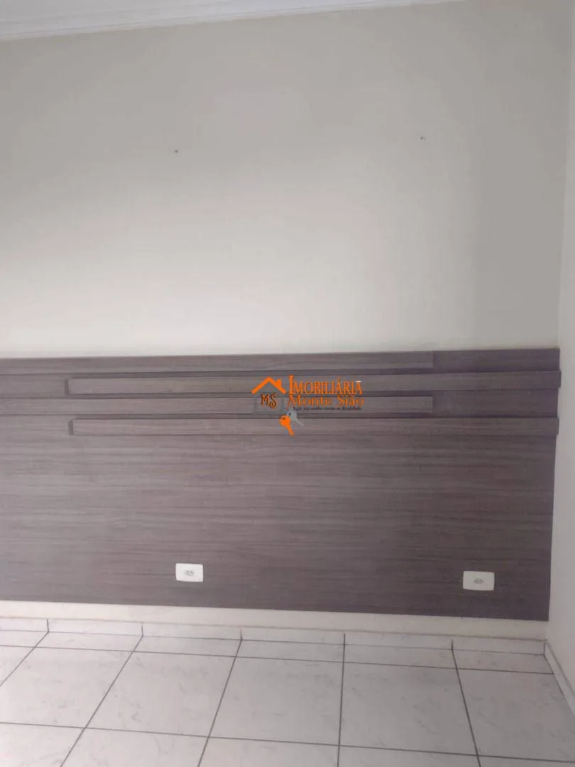 Imagem Apartamento Andar Superior no Condomínio Itapegê | 2 Dorms com Planejados | Lateral Livre | Portaria 24h | Jardim Ottawa