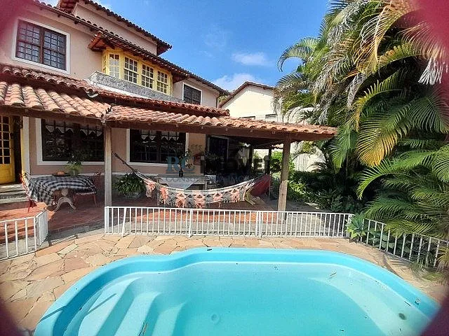 Foto do imóvel Casa a Venda no bairro Badú - Niterói, RJ