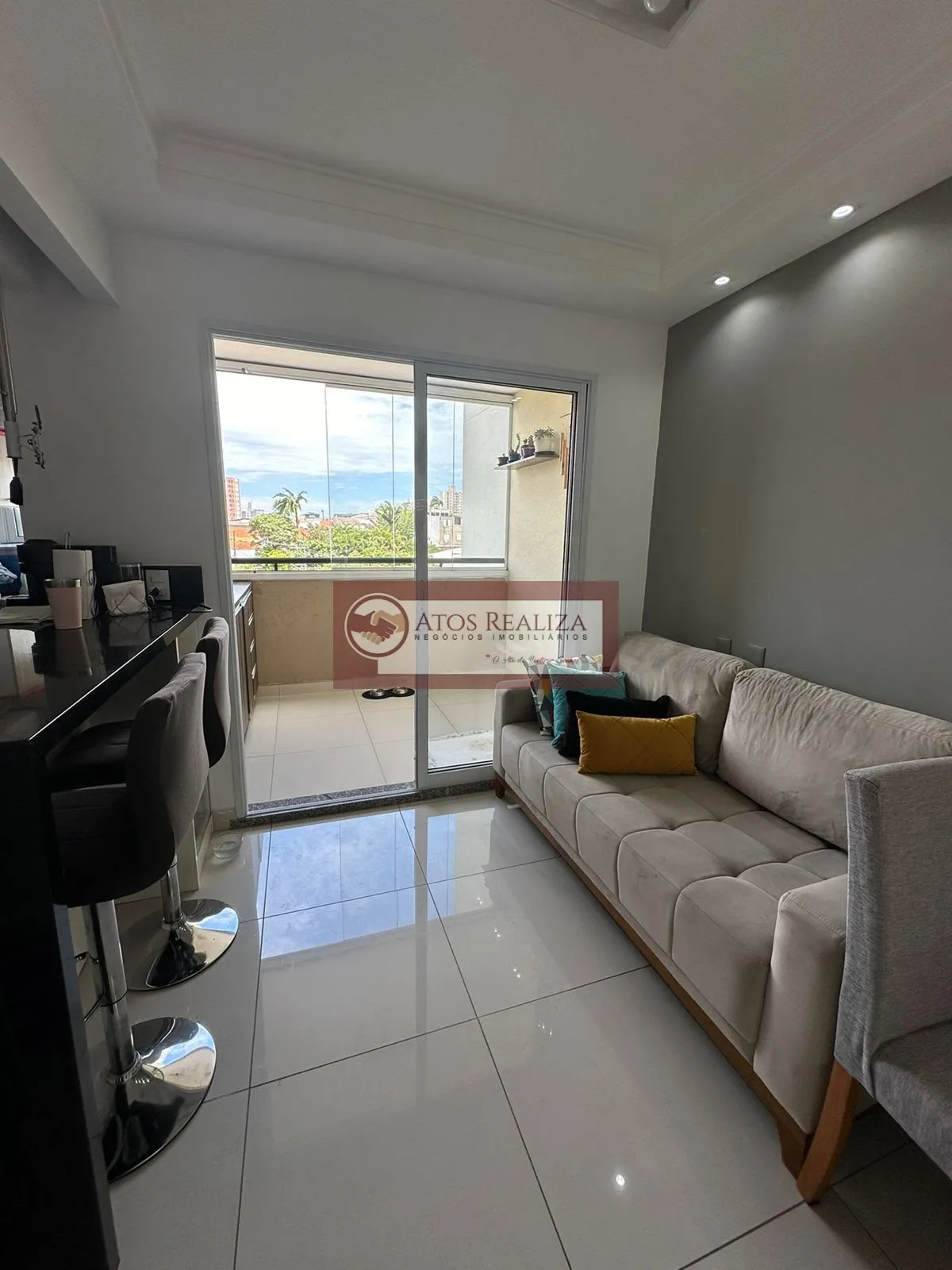 Imagem Vendo Oportunidade em Jabaquara. Apartamento 54m2, com 2 Dormitorios, 1 Suíte, 2 sala, sacada, Piscina, 1 vaga de garagem, R$: 485.000 Valor de oportunidade.