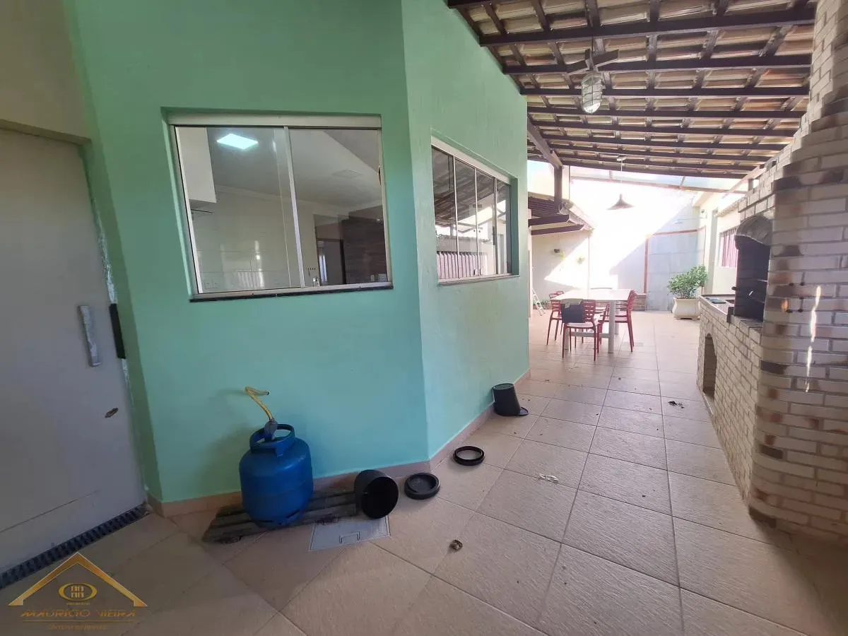 Imagem Casa para Venda em Cabo Frio / RJ no bairro Praia do Foguete