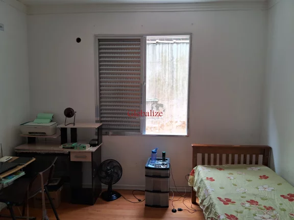 Imagem Apartamento térreo de fundos de 1 dormitório para reforma em Santos no Embaré à venda por R$ 325.000,00