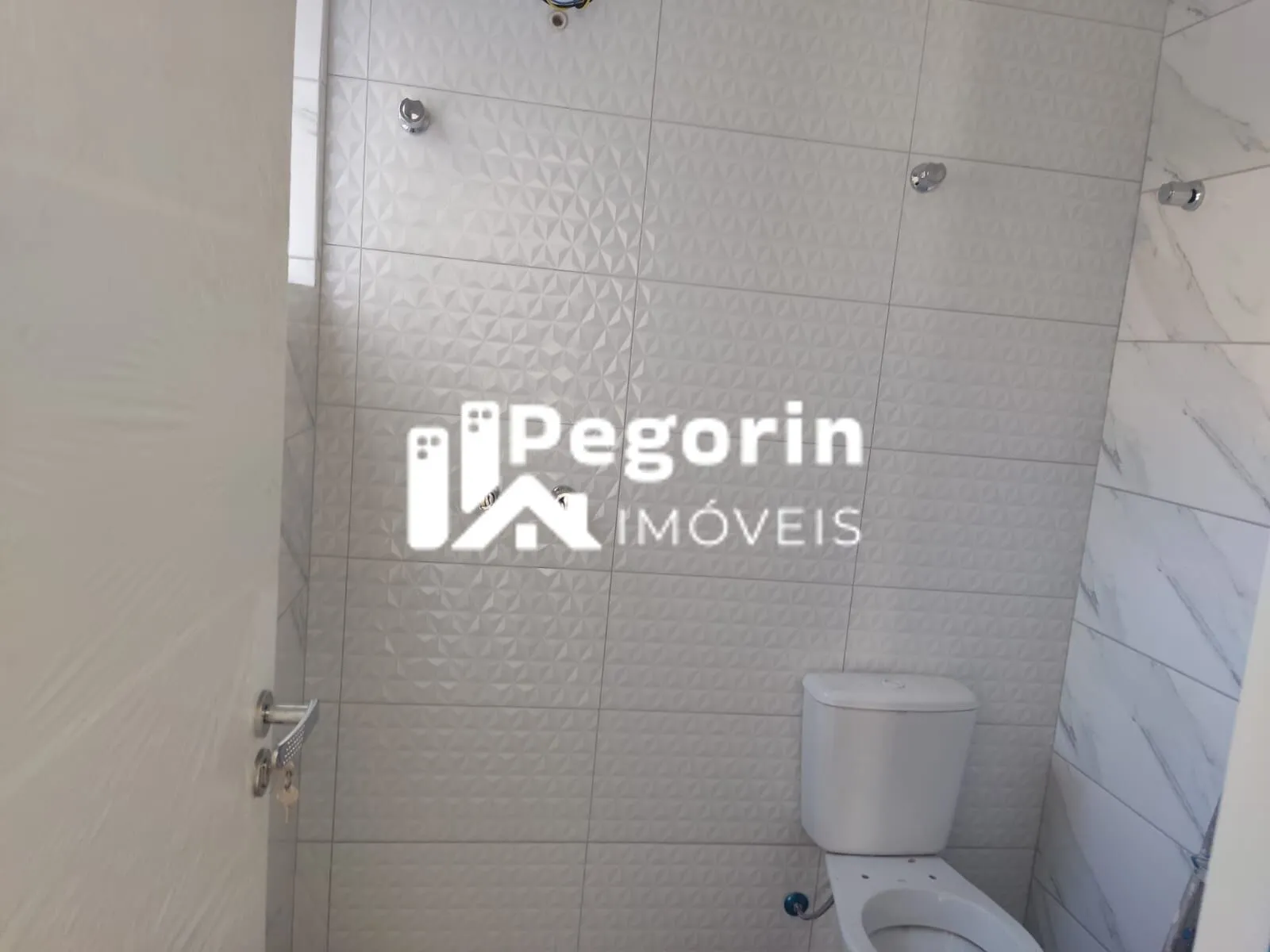 Imagem Sobrado em condomínio à venda em Curitiba, Abranches, com 3 quartos, 110,00m²