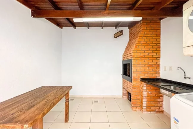 Imagem Casa em Condomínio para venda no bairro Rio Branco em Canoas