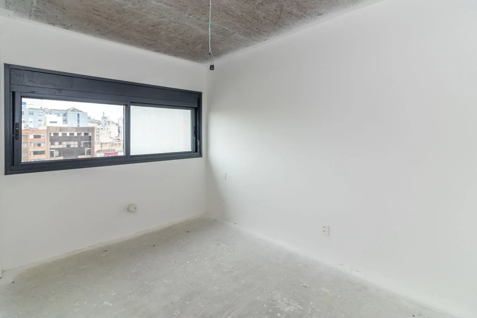 Imagem Apartamento no Go Cidade Baixa de 2 dormitórios vaga e infra DESOCUPADO