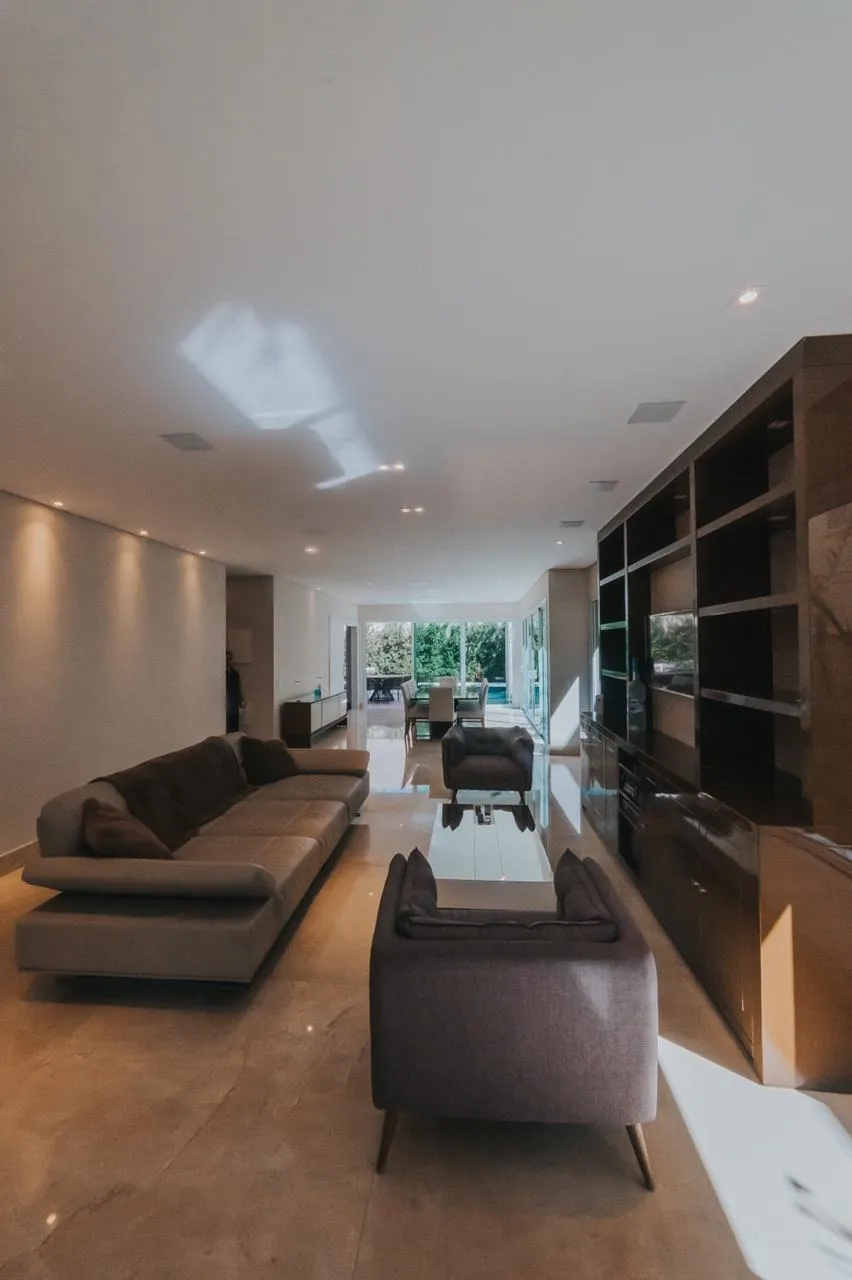 Imagem Casa em condomínio à venda no Alphaville 11 com 4 suítes.