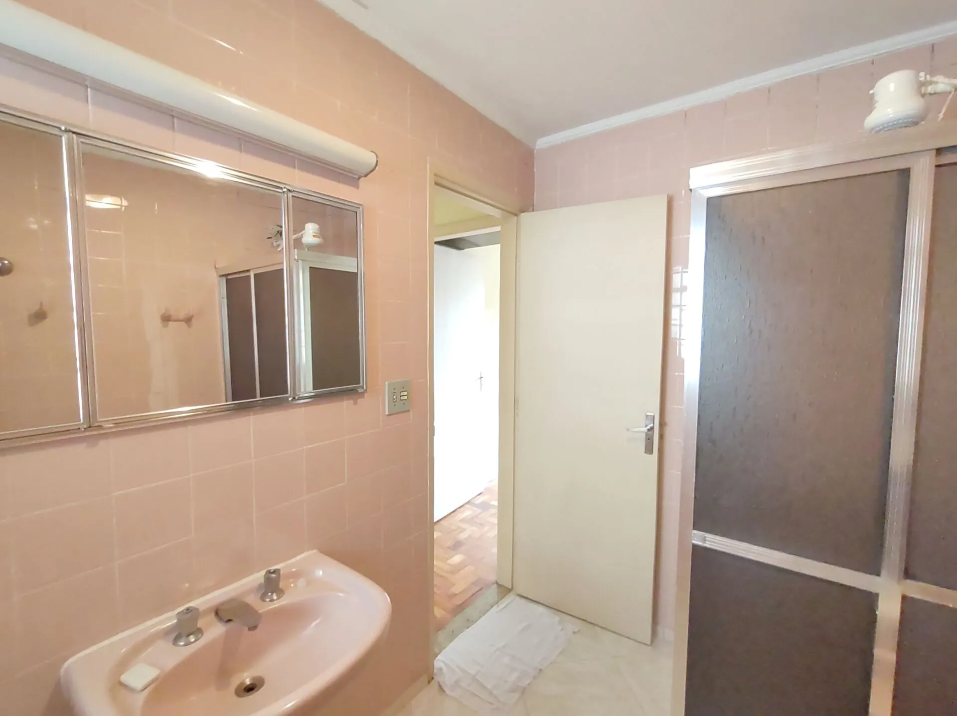 Imagem Apartamento em Perdizes, 69 m2, 2 Dormitórios 2 banheiros, área de serviço com quarto de serviço, 1 Vaga de Garagem. Próxima a futura Estação Metrô Perdizes.