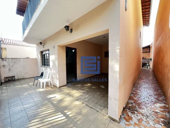 Imagem Casa com 3 dormitórios à venda, 177 m² por R$ 520.000 - Centro - Socorro/SP