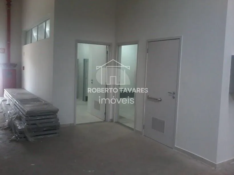 Imagem Galpão / Depósito / Armazém de 2165m² no bairro Sítio Guarehy, em Carapicuíba