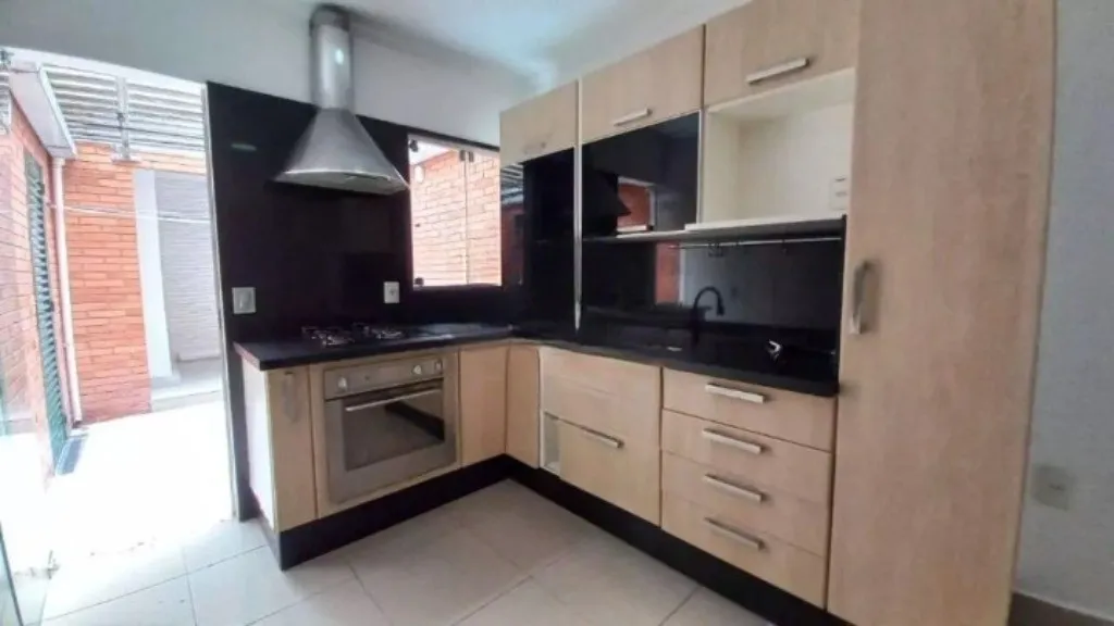 Imagem Casa em condomínio no Demarchi, São Bernardo do Campo-SP, com 3 quartos, 1 suíte