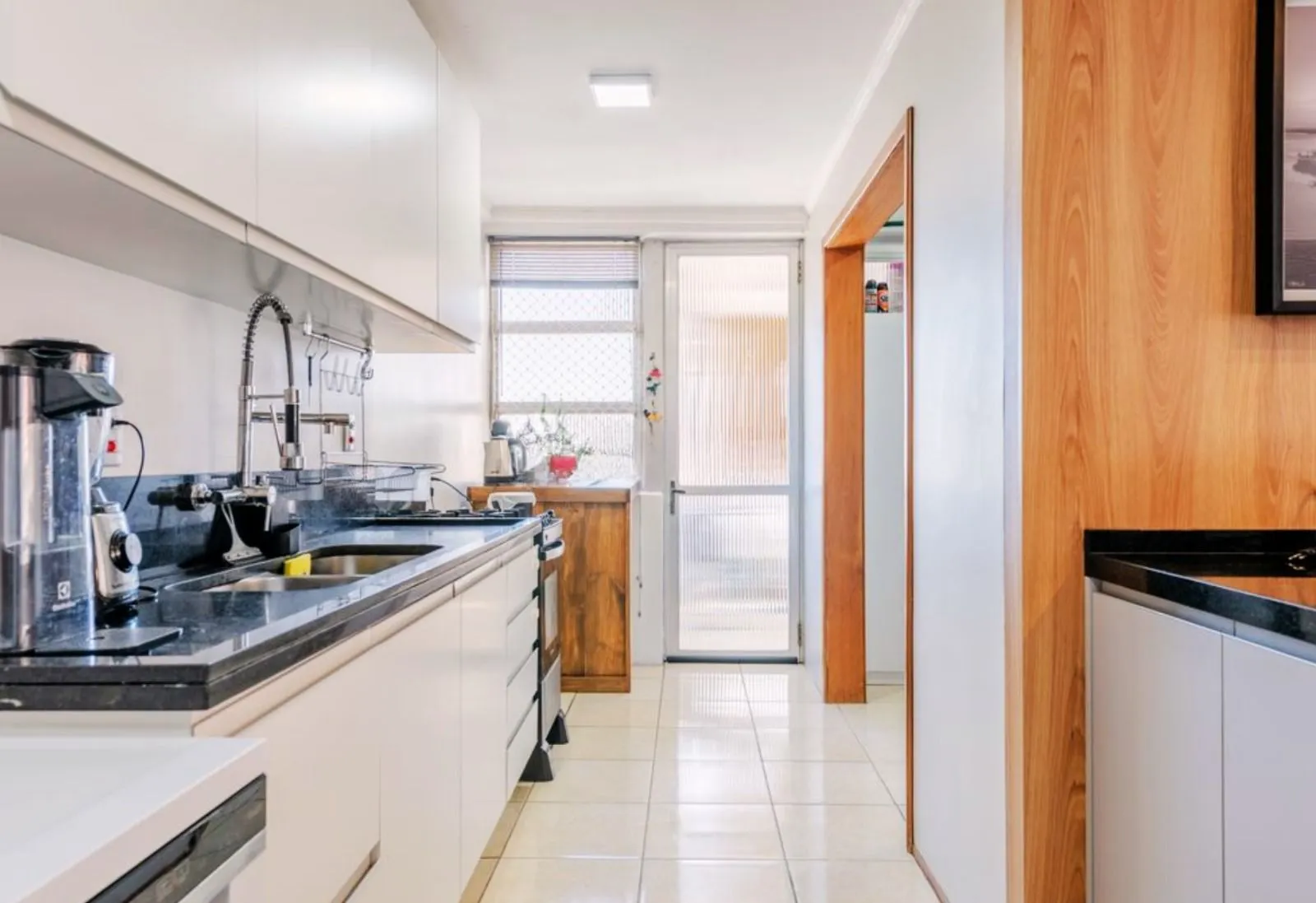 Imagem Apartamento com 164.55m², 3 dorm, Moinhos de Vento