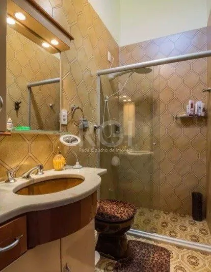 Imagem Casa para Venda - 294.4m², 4 dormitórios, sendo 2 suites, 2 vagas - Nonoai